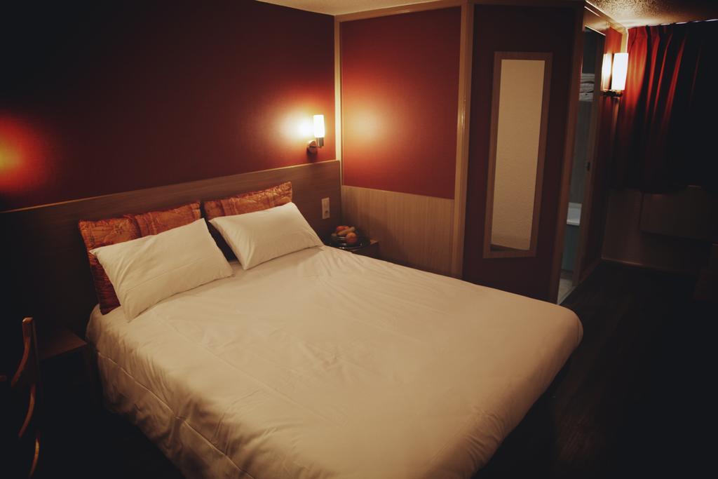 La Roseraie - Hotel & Restaurant Fontenay-aux-Roses Room photo