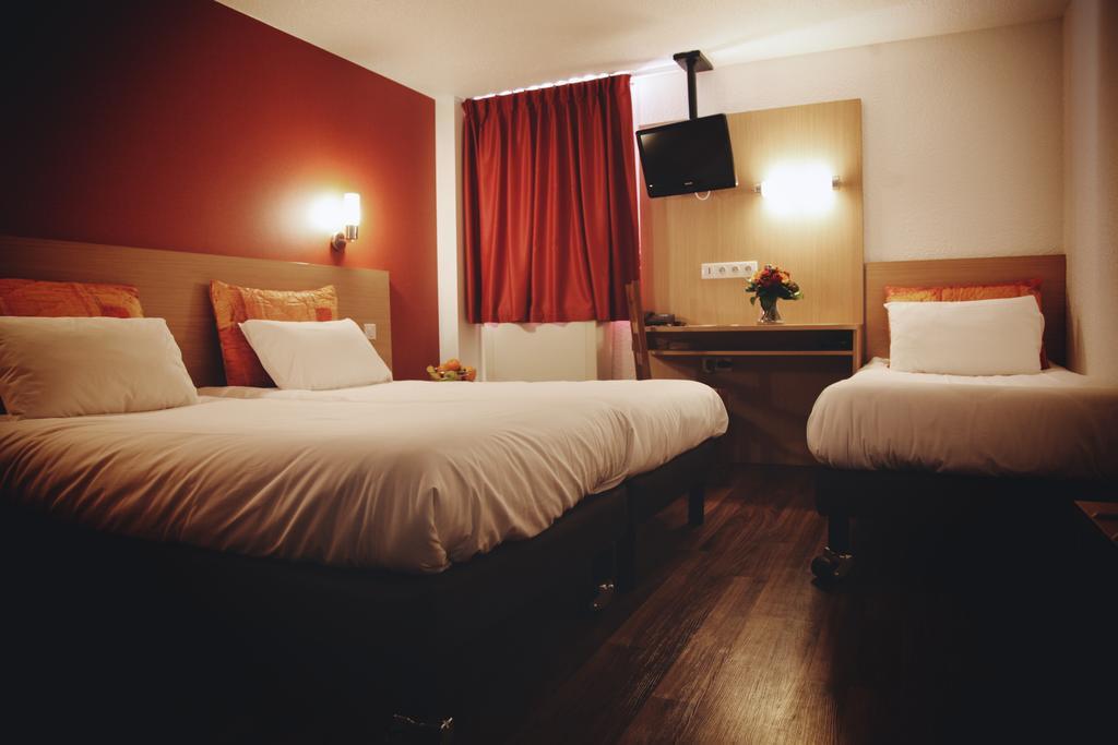 La Roseraie - Hotel & Restaurant Fontenay-aux-Roses Room photo